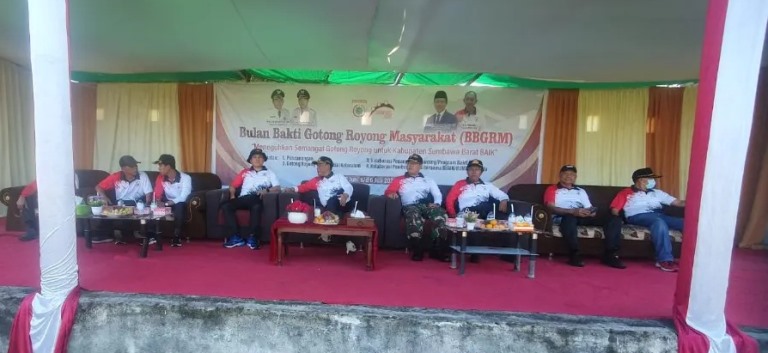 DPMD KSB Gelar Apel Pencanangan BBGRM, Bupati KSB Ajak Semangat Gotong Rotong