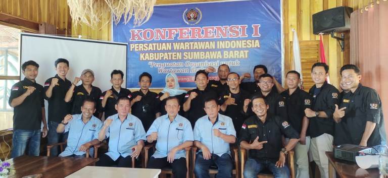 Khairil Terpilih Kembali Jadi Ketua PWI KSB Dalam Konferensi I