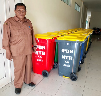 DLH KSB Berencana Tempatkan Bak Sampah Pada Lokasi Strategis