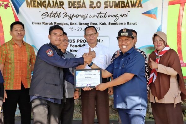 Wabup KSB Menutup Kegiatan Mengajar Desa 2.0 Di Rarak Ronges