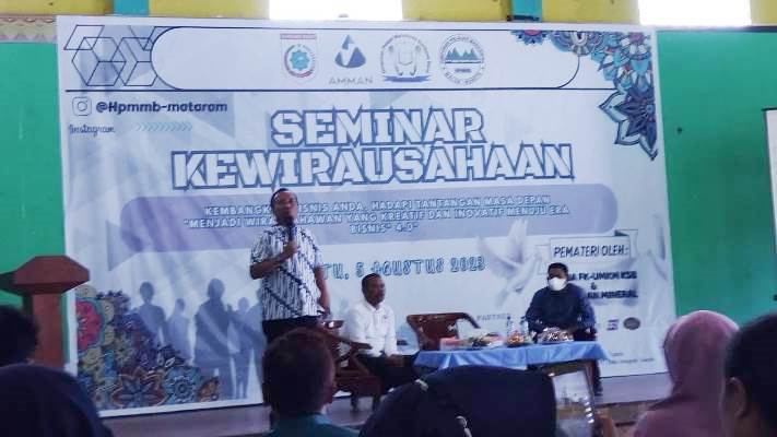 Hadiri Seminar Kewirausahaan, Wabup KSB Dorong Peran PT. Amman