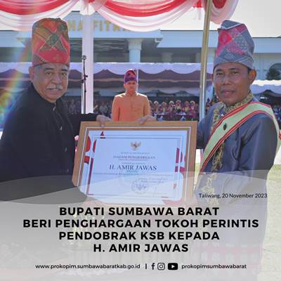 Tokoh Pejuang KSB, Bupati Beri Penghargaan Untuk Amir Jawas