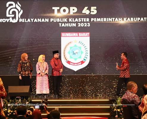 Bupati KSB Terima Penghargaan Top 45 Inovasi Pelayanan Publik